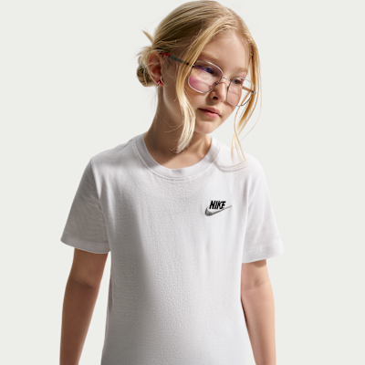 Nike Sportswear Older Kids' T-Shirt. Nike CA